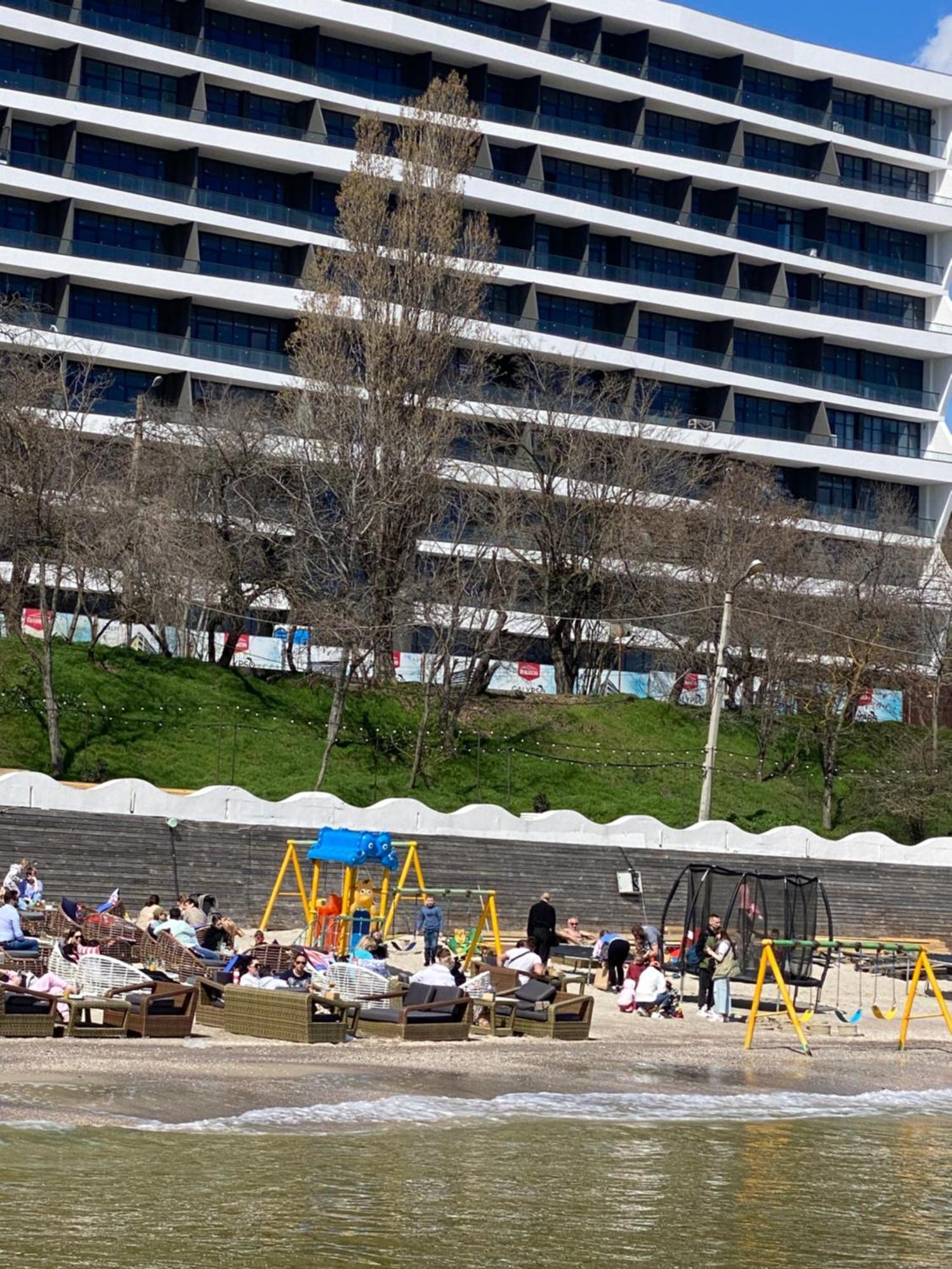 Одесса Магнит У Моря На Пляже Однокомнатные Апартаменты 39 Метров Odessa Exterior foto